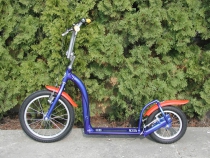 rovněž může být ve sklopném provedení